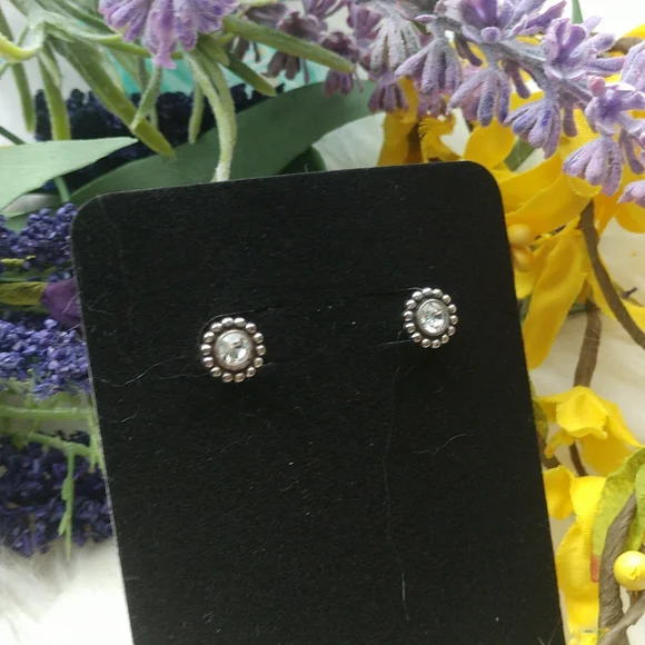 NEW Brighton Vintage Crystal Earrings - Picture 3 of 5